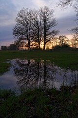 Abendstimmung im NSG Sulzheimer Gipsh&uuml;gel, Landkreis Schweinfurt, Unterfranken, Bayern, Deutschland.