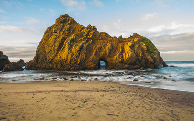 Pfeiffer beach at sunrise