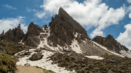 Hiking Tre Cime Circuit: Snow, Fog, and Dolomite Summits