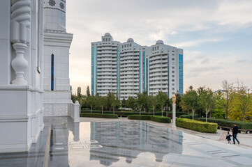 Obraz premium Amazing view of Mosque in Shali City, Chechen Republic, Russia. The largest mosque in Europe. Decorative painting on the walls
