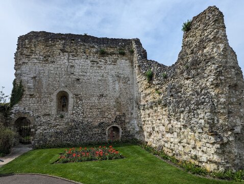 old buildind casle ancient