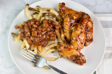 barbecue wings  served with chili fries