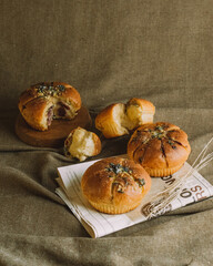 several garlic bread are sitting on a table