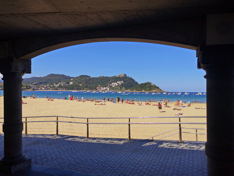 San Sebastián Foodie Luxury (Relaxed, 4 Days, Train-Linked)