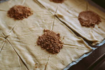 bake craft rolls with cinnamon and sugar
