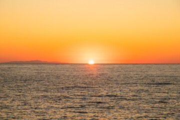 Capturing the Perfect Dawn,Sunrises and Sunsets on the Coastal Horizon