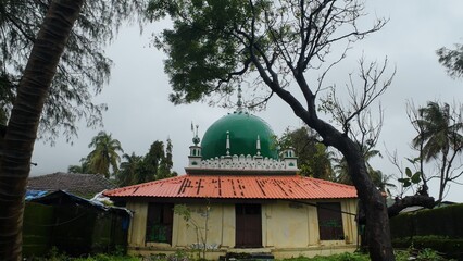 Pirwadi Darga, Pirwadi, Nagaon, Uran, Navi Mumbai, Maharashtra  © sumit