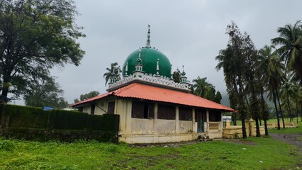 Pirwadi Darga, Pirwadi, Nagaon, Uran, Navi Mumbai, Maharashtra  © sumit