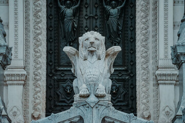 Porte de la Fourvi&egrave;re