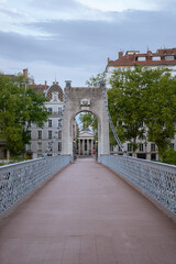Passerelle du Coll&egrave;ge
