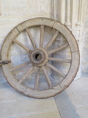 round wheel wagon antique wood classic craft spokes