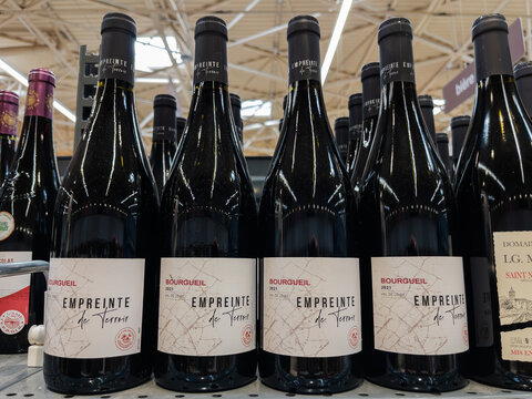 Empreinte de Terroir: Premium Bourgueil Red Wine Selection