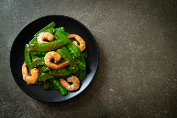 Stir-Fried Green Peas with Shrimp
