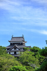 島根県にある青空が広がる夏の松江城