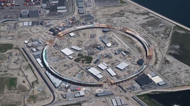 工事中の大阪・夢洲