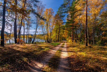 Fototapeta premium Jesień na pojezierzu