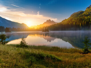 Fototapeta premium sunset over the lake