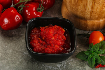 Fresh tomato puree pasta sauce