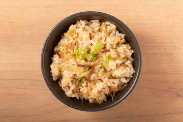 イカとごぼうの炊き込みご飯