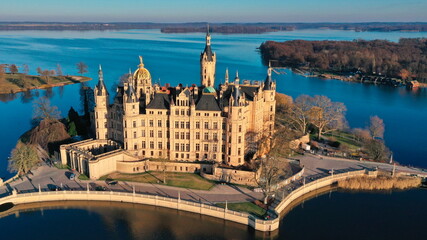 Naklejka premium Schweriner Schloss am Schweriner See UNESCO Welterbe, Residenzensemble, Sehenswürdigkeit