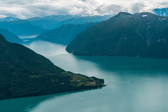 A ferry crossing the Lustrafjorden Fjord from Ornes to Solvorn