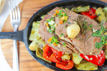 Sirloin Mexicano servido en Sartén 