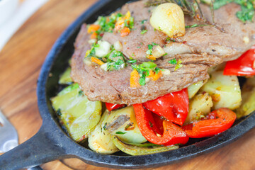 Sirloin Mexicano servido en Sartén 