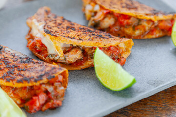 Tacos Gobernador de camarones