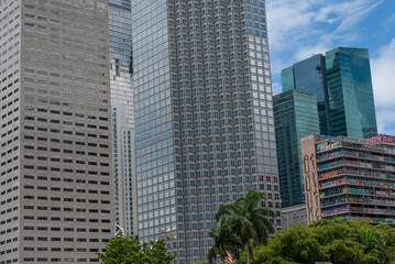 Fototapeta premium Walking in a hot summer day through Brickell in Miami, Florida