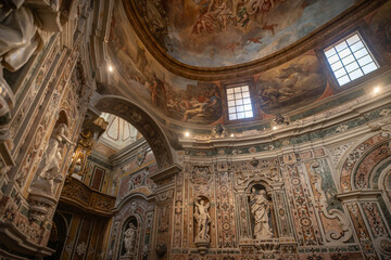 Obraz premium catedral de Tarento con trabajos en taracea de piedra . Interior de la iglesia, Taranto, Apulia, Italia, 2024