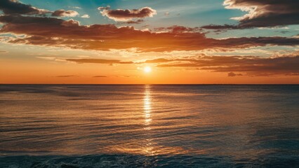 Obraz premium Blue and Orange Sky Over Sea