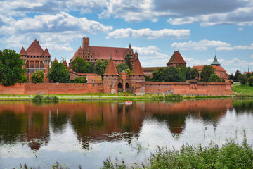 Fototapeta premium Teutonic Castle in Malbork, Poland