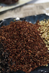 semillas y brotes naturales para cocinar