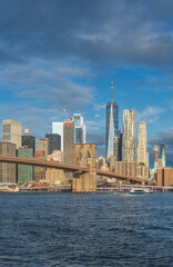 Naklejka premium Manhattan skyline from dumbo, New York, USA.
