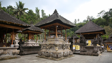  Templo Tirta Empul, Tampaksiring, Bali, Indonesia