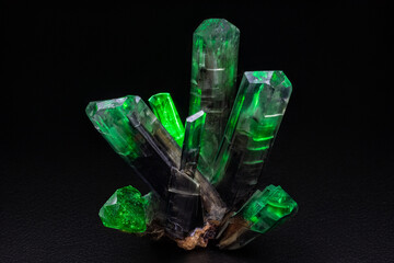 Radioactive gypsum crystals with glowing natural formations.