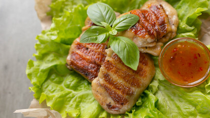 restaurant dish, grilled chicken thigh