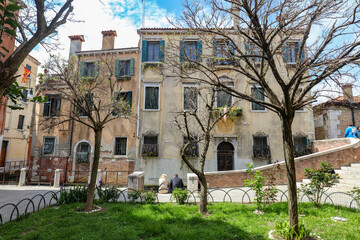 Maisons antiques &agrave; Venise en Italie