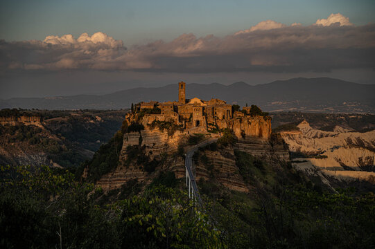 Civita di Bagnoregio - die sterbende Stadt