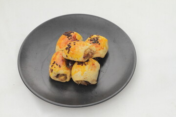 Pisang molen Apart from odading, another typical Bandung food is molen
