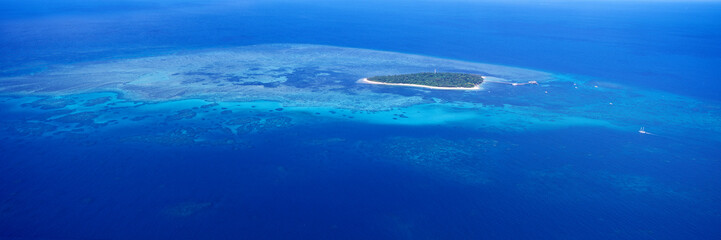 Obraz premium Green Island Aerial Panoramic, Great Barrier Reef, Queensland