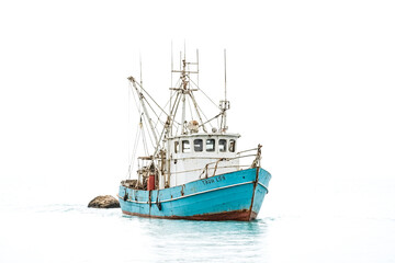Obraz premium Old Fishing Boat in Calm Waters