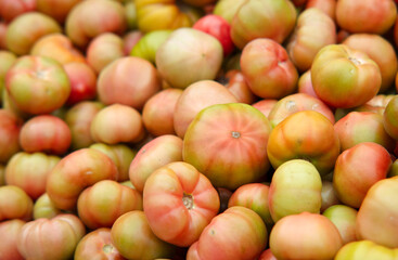 Naturally ripened tomatoes