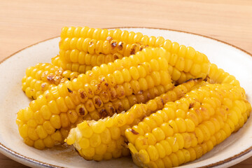 とうもろこしのバター醤油焼き