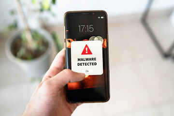 New malware alert notification on the smart phone.