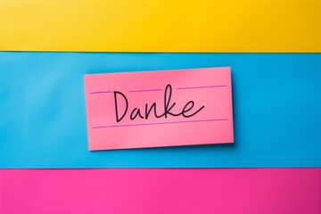 Ein Dankesschreiben auf mehrfarbigem Hintergrund.