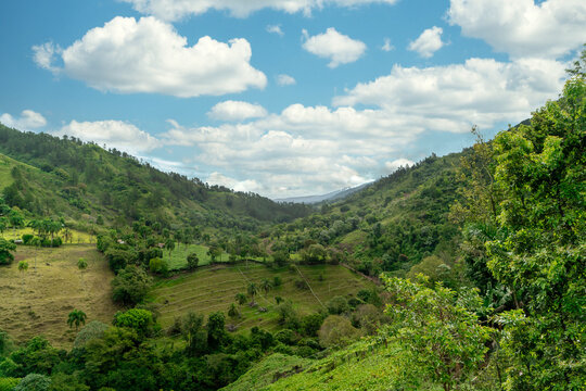 monta&ntilde;as jarabacoa