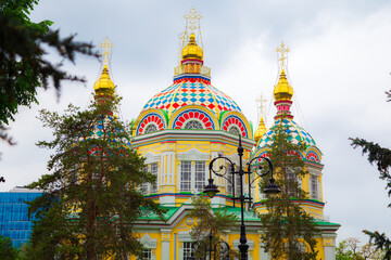 Obraz premium Orthodox Ascension Cathedral in Almaty.