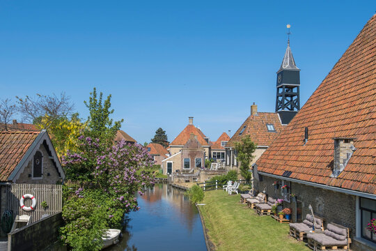 Gracht in Hindeloopen, Friesland