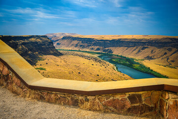 Swan Falls Scenic Overlook at the Snake River Birds of Prey National Conservation Area in Melba, Canyon County, Idaho, USA: The Beautiful  Hilltop Skyline Landscape